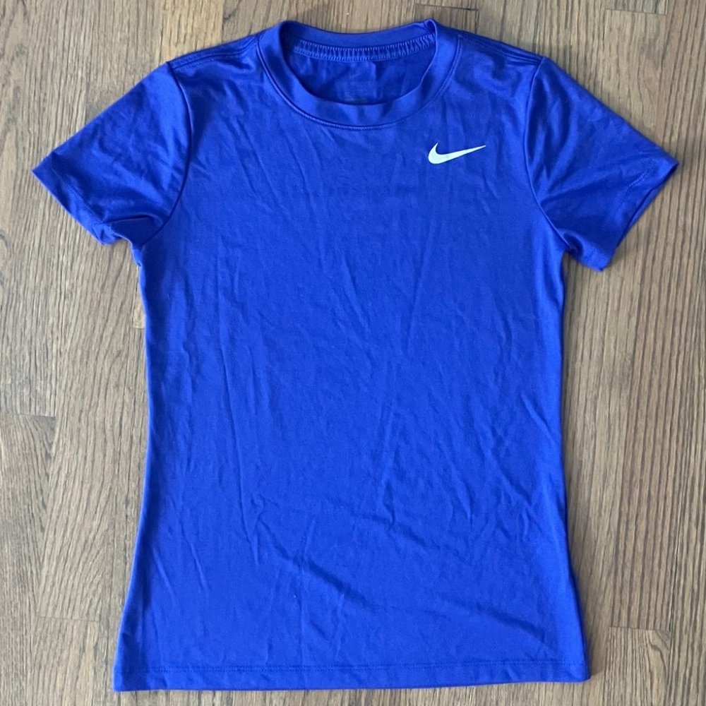 The Nike Tee Dri-Fit Womens Colbalt Blue S